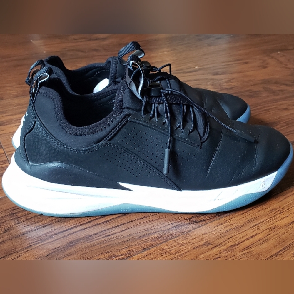 Clove Women's Healthcare Worker Shoes- Nightshift Size 9 View 3